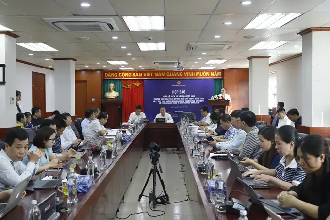 baonnmt-20250528-hopbao-8-1454-4638.jpeg (1)